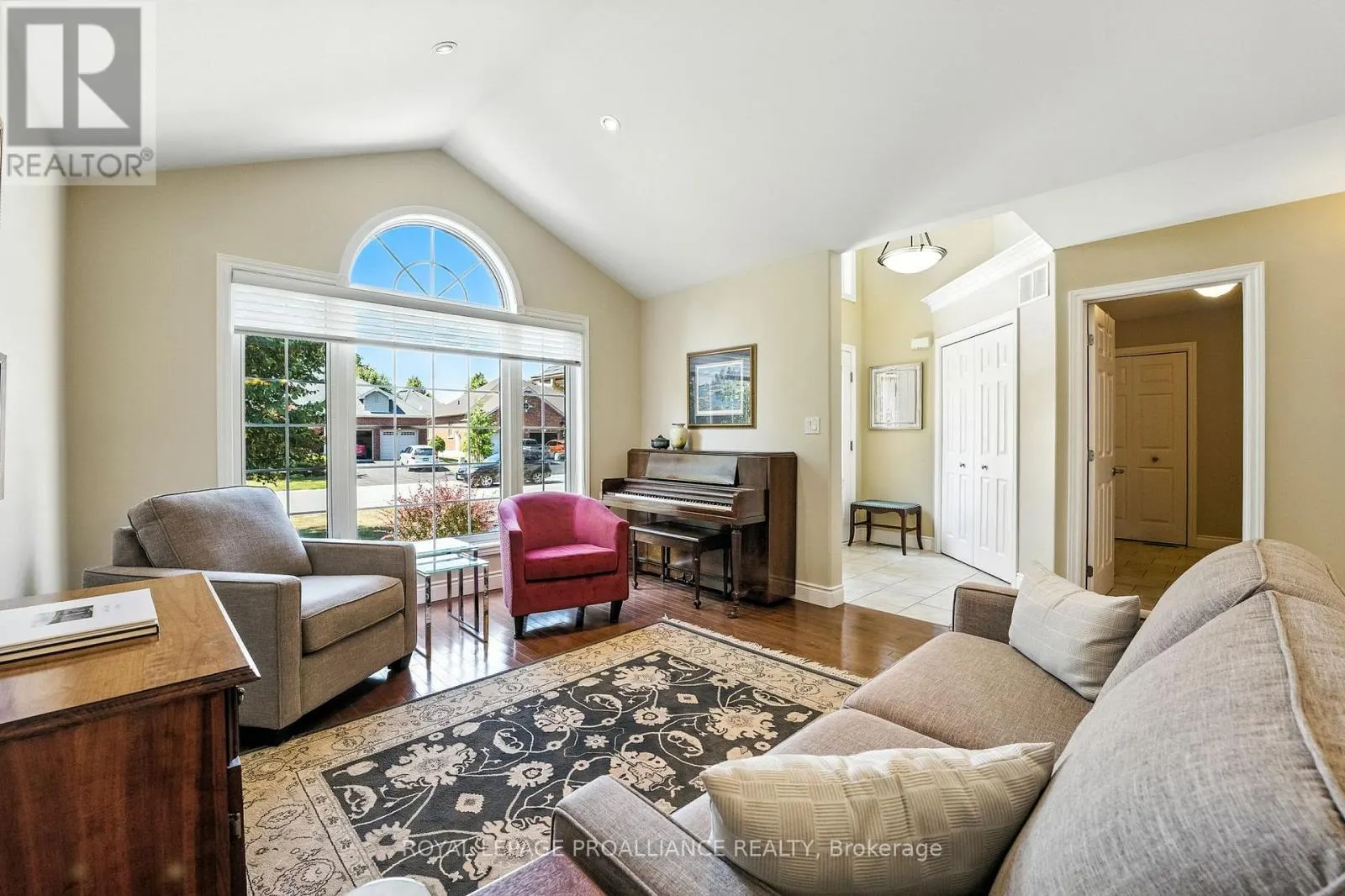 44 HURON DRIVE