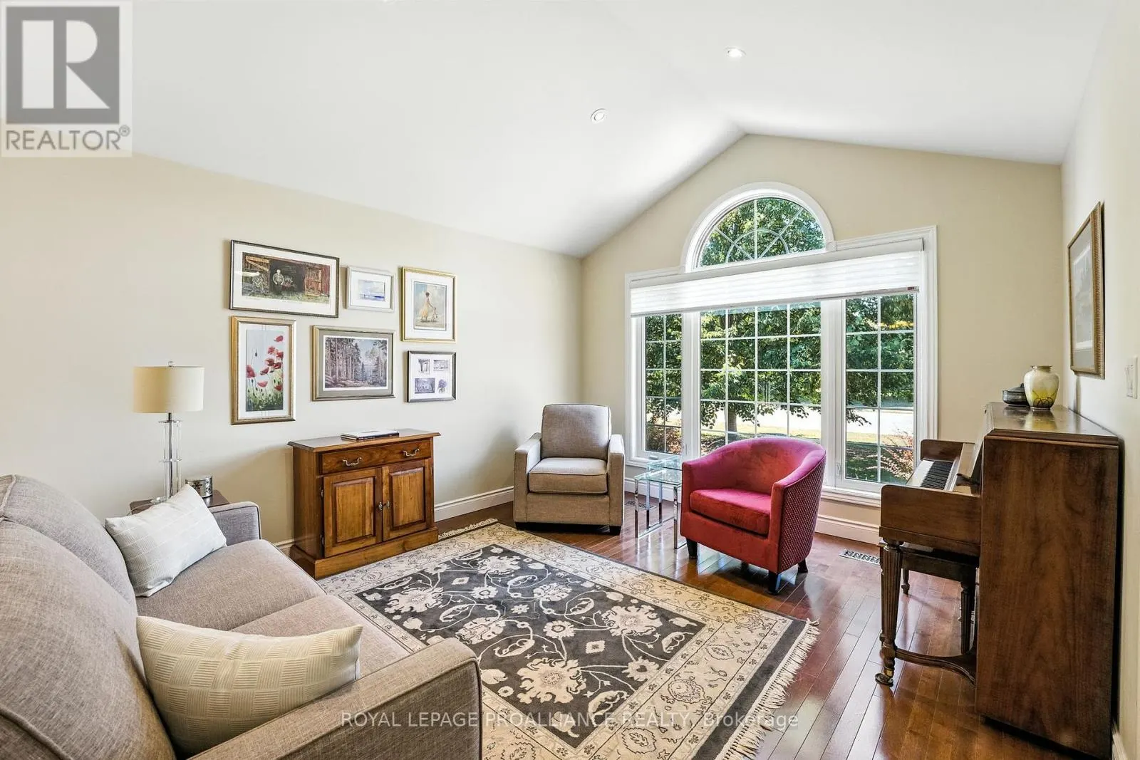44 HURON DRIVE