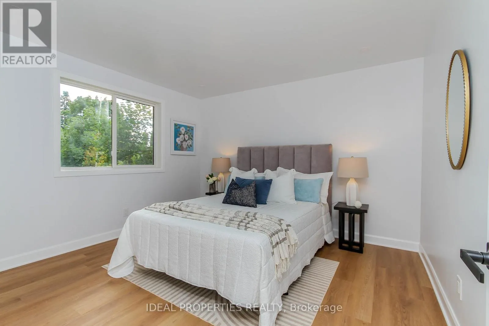 1796 SAUNDERSON DRIVE