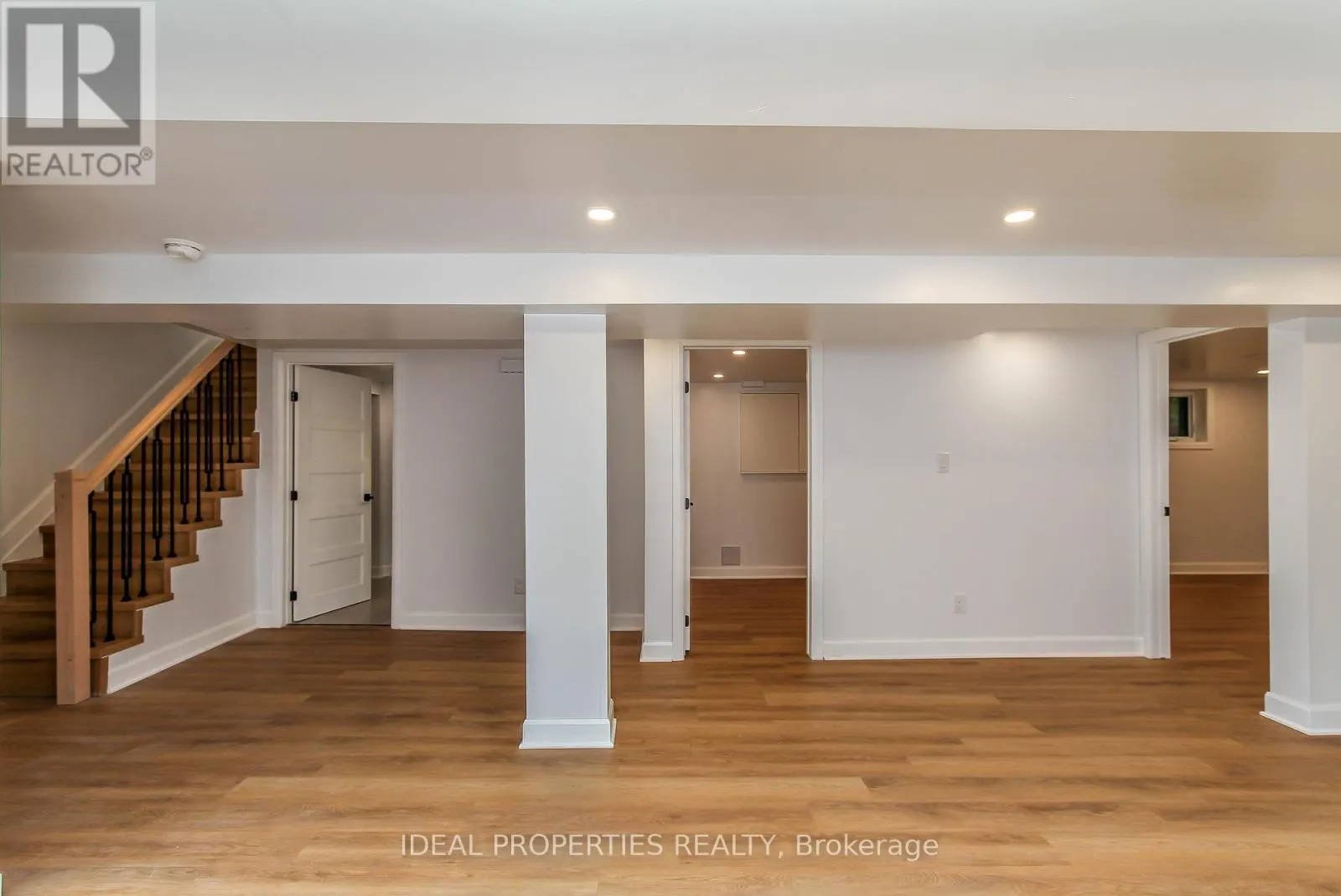 1796 SAUNDERSON DRIVE