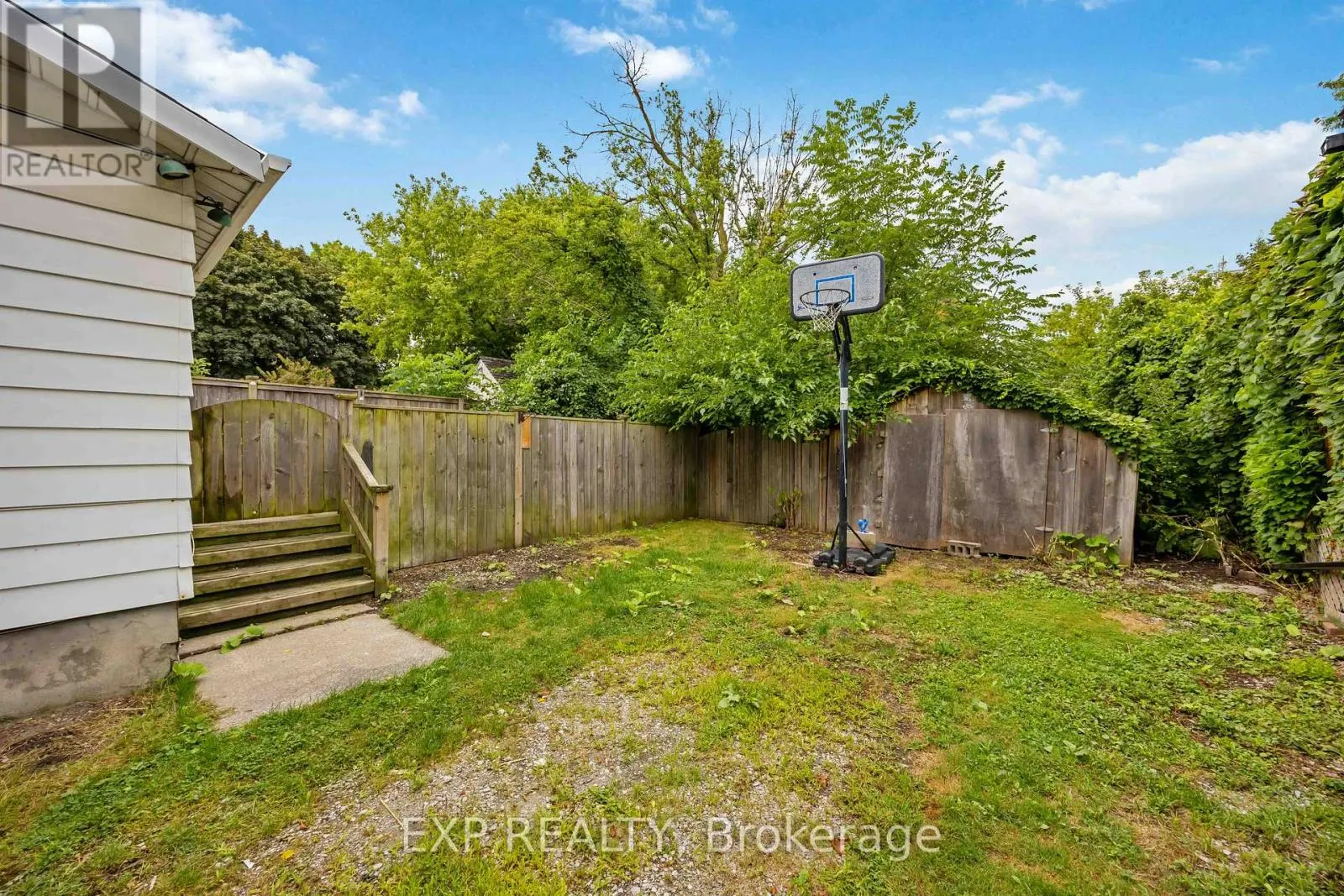 173 BROCK STREET S