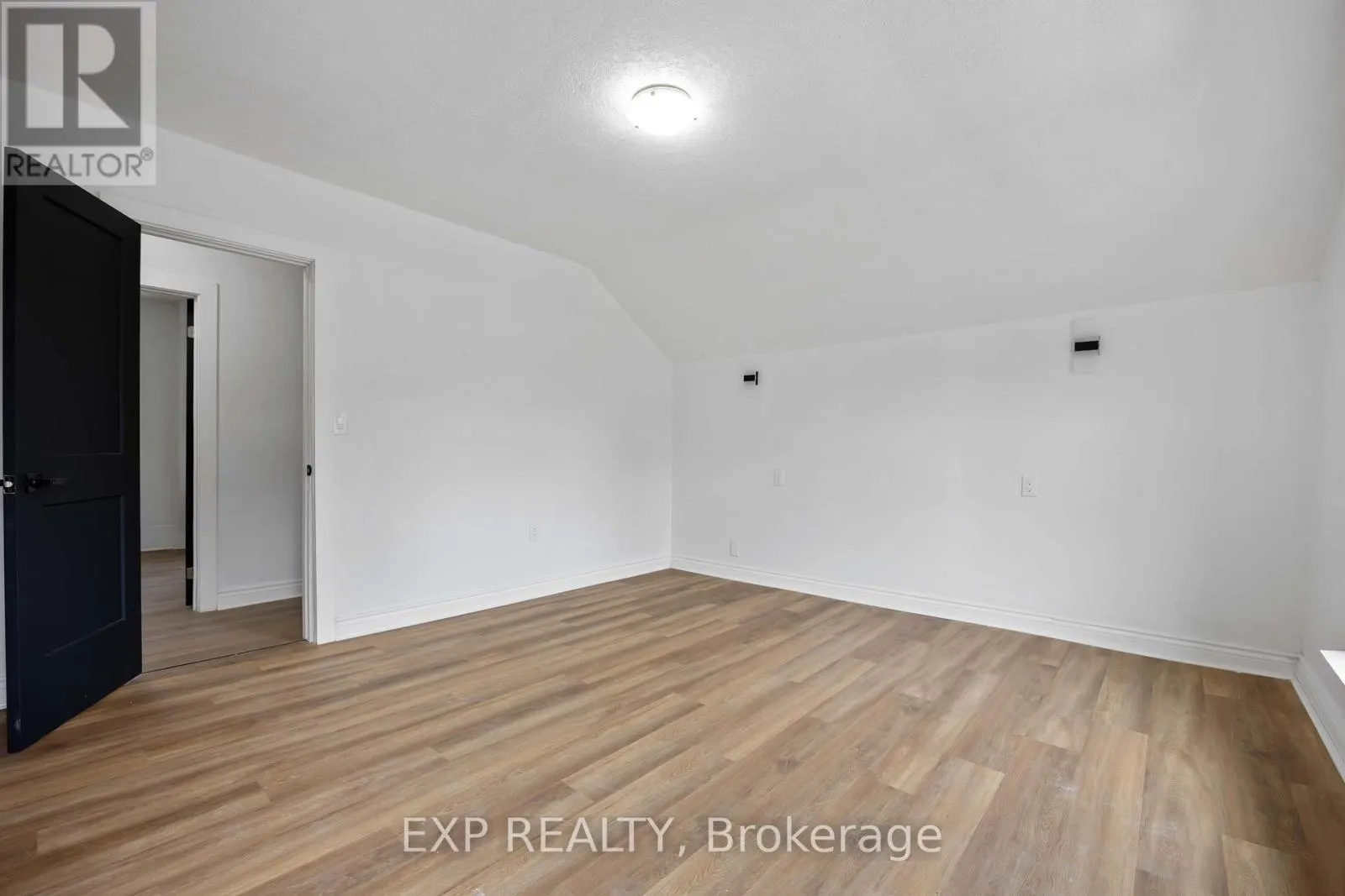 173 BROCK STREET S