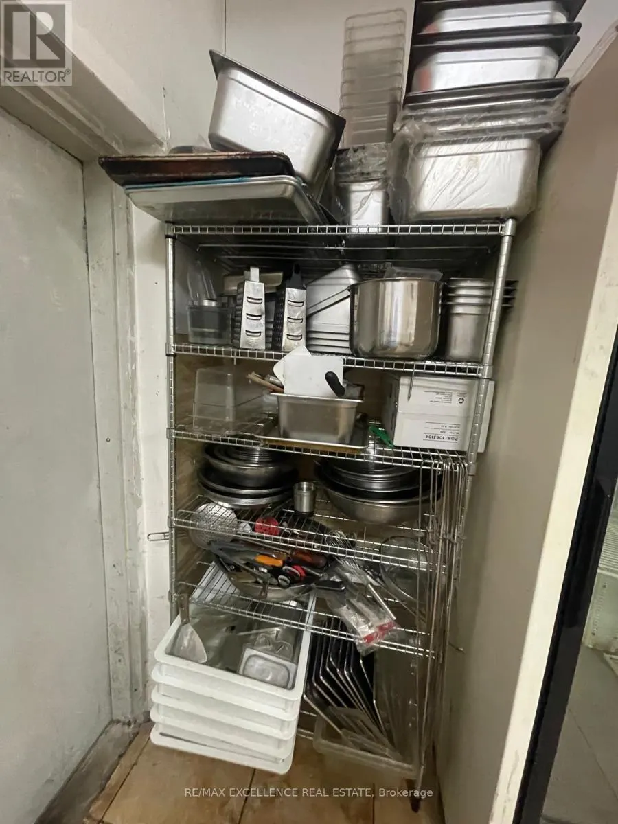 UNIT E - 2241 RYMAL ROAD E