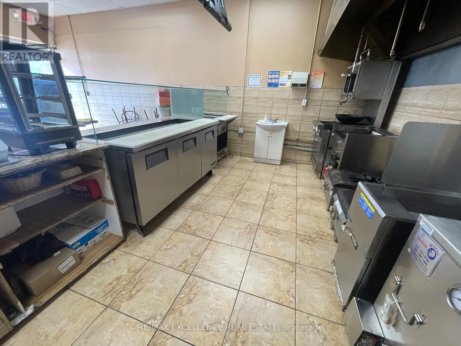 UNIT E - 2241 RYMAL ROAD E