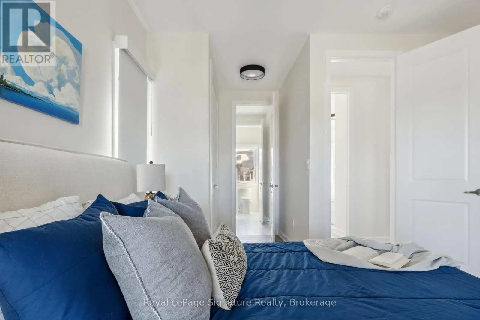 101 CATTAIL CRESCENT
