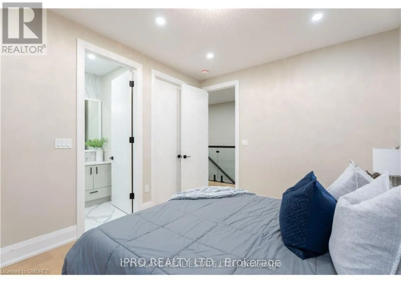 6 CAMPVIEW ROAD