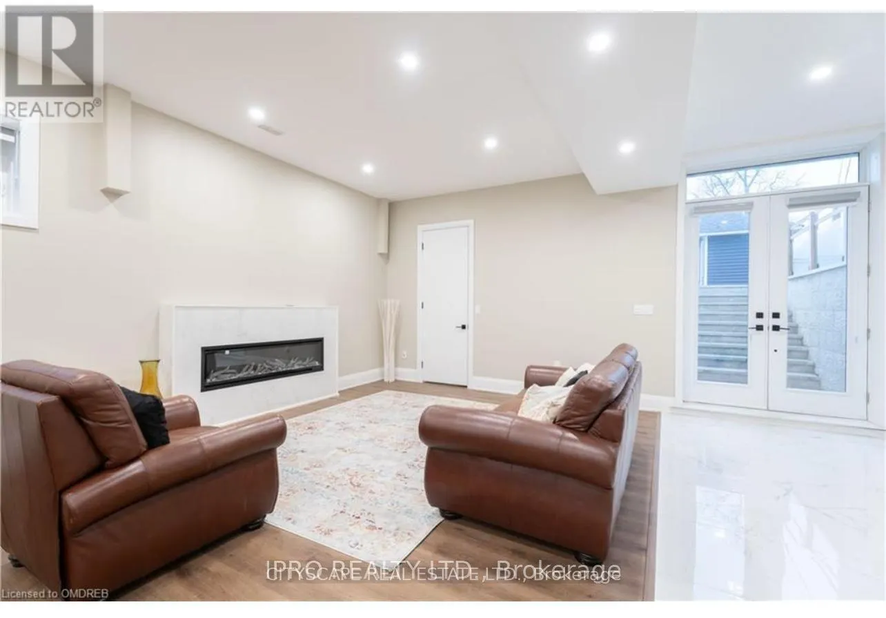 6 CAMPVIEW ROAD