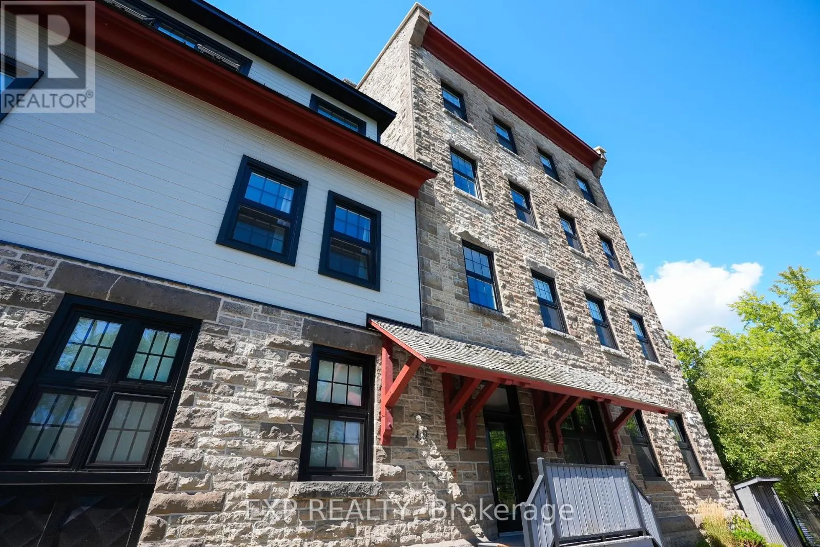 6 - 49 MILL STREET