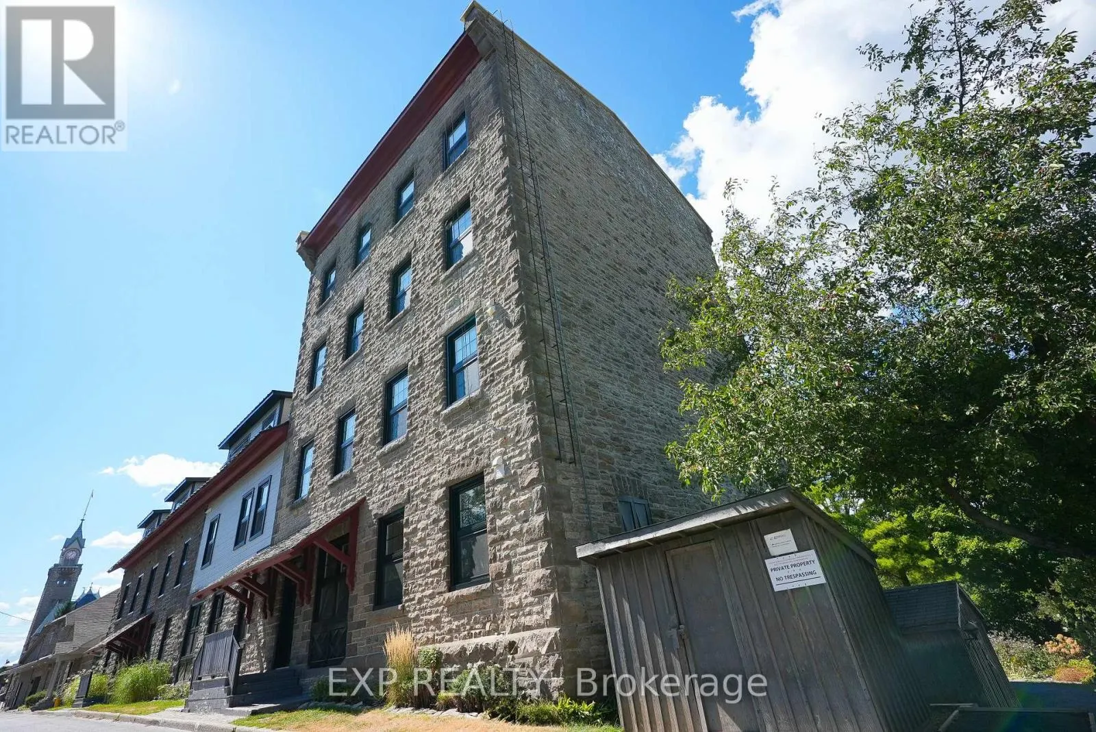 6 - 49 MILL STREET