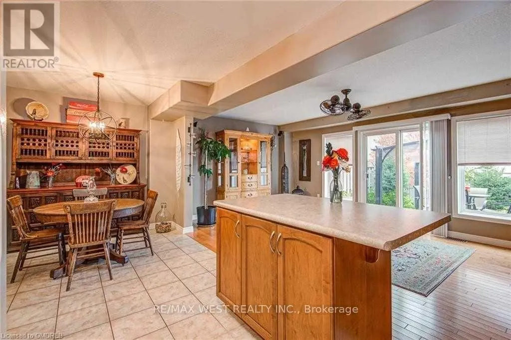 4475 COMFORT CRESCENT
