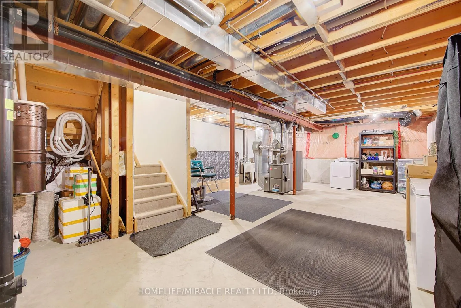 1 - 505 PROUDFOOT LANE