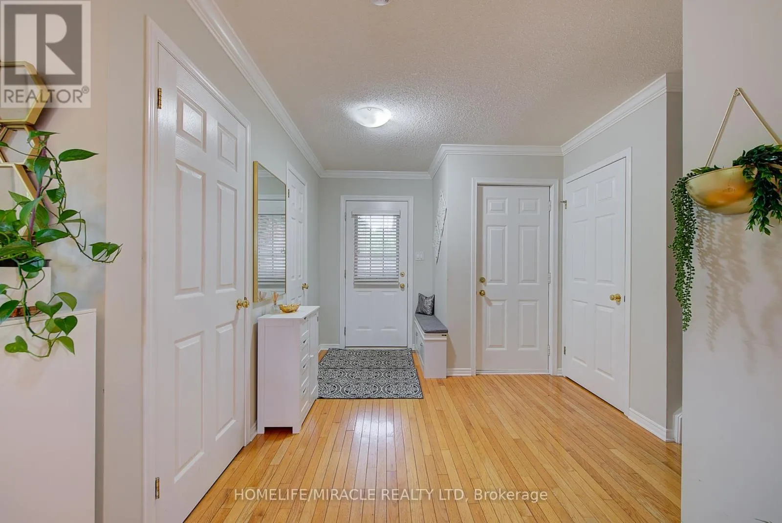 1 - 505 PROUDFOOT LANE