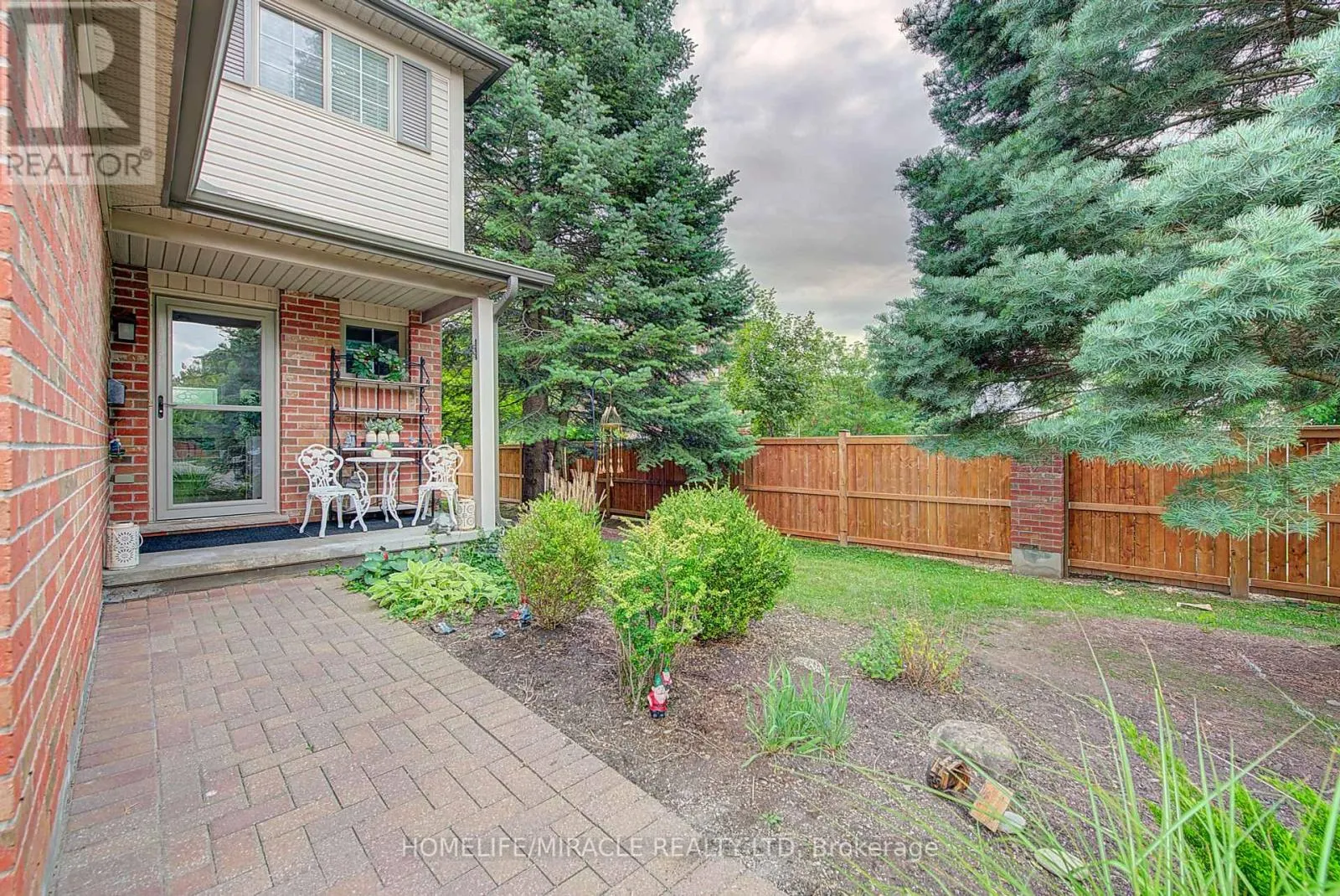 1 - 505 PROUDFOOT LANE