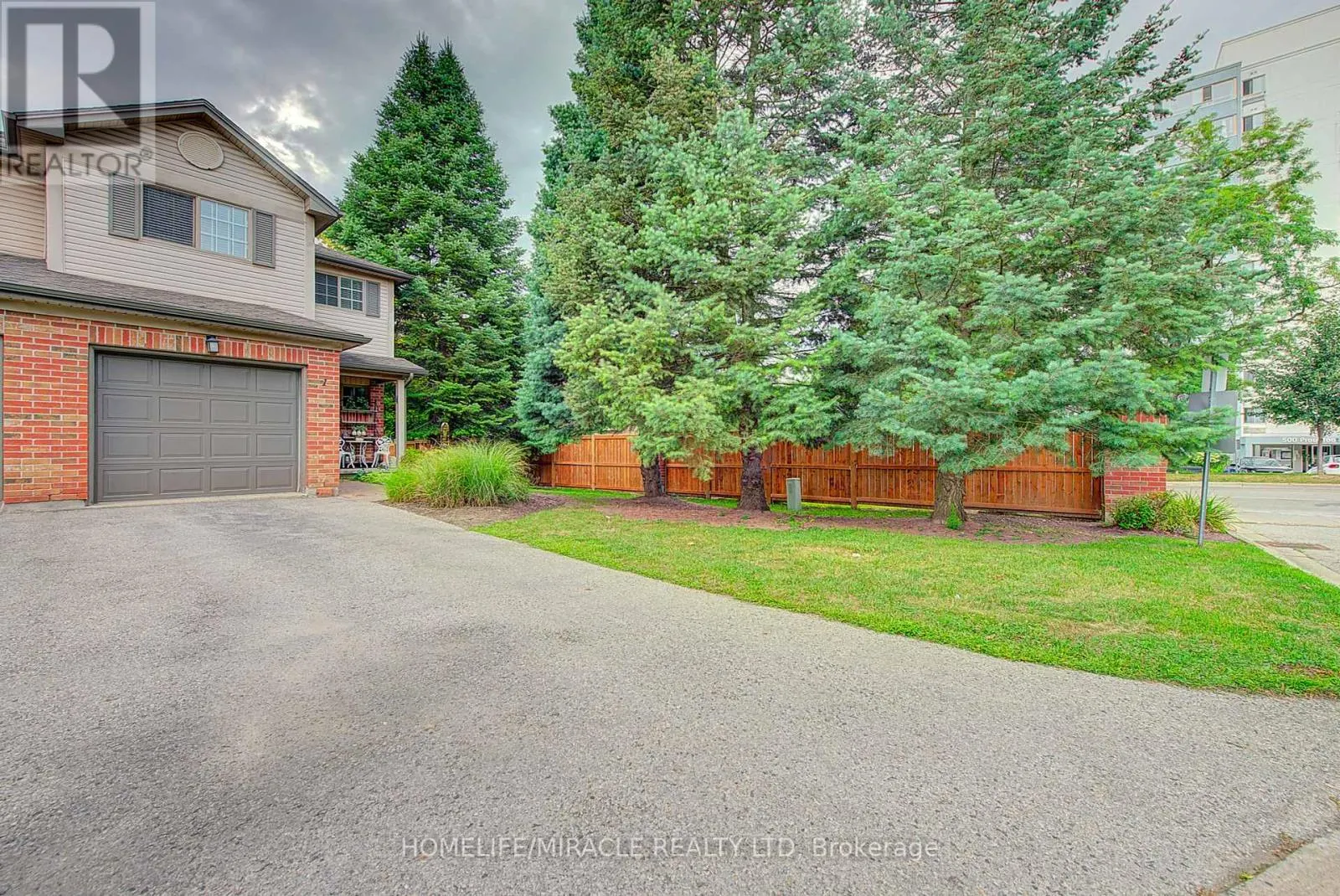 1 - 505 PROUDFOOT LANE