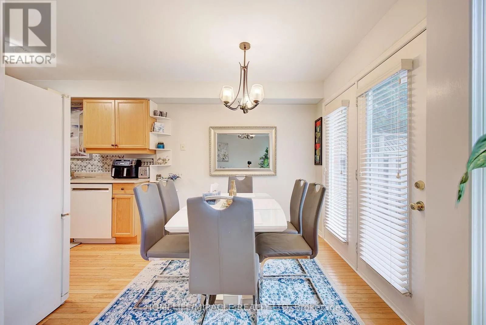 1 - 505 PROUDFOOT LANE