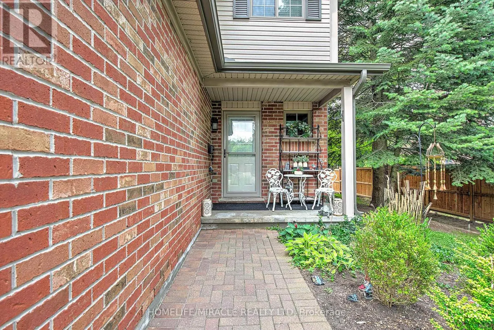 1 - 505 PROUDFOOT LANE