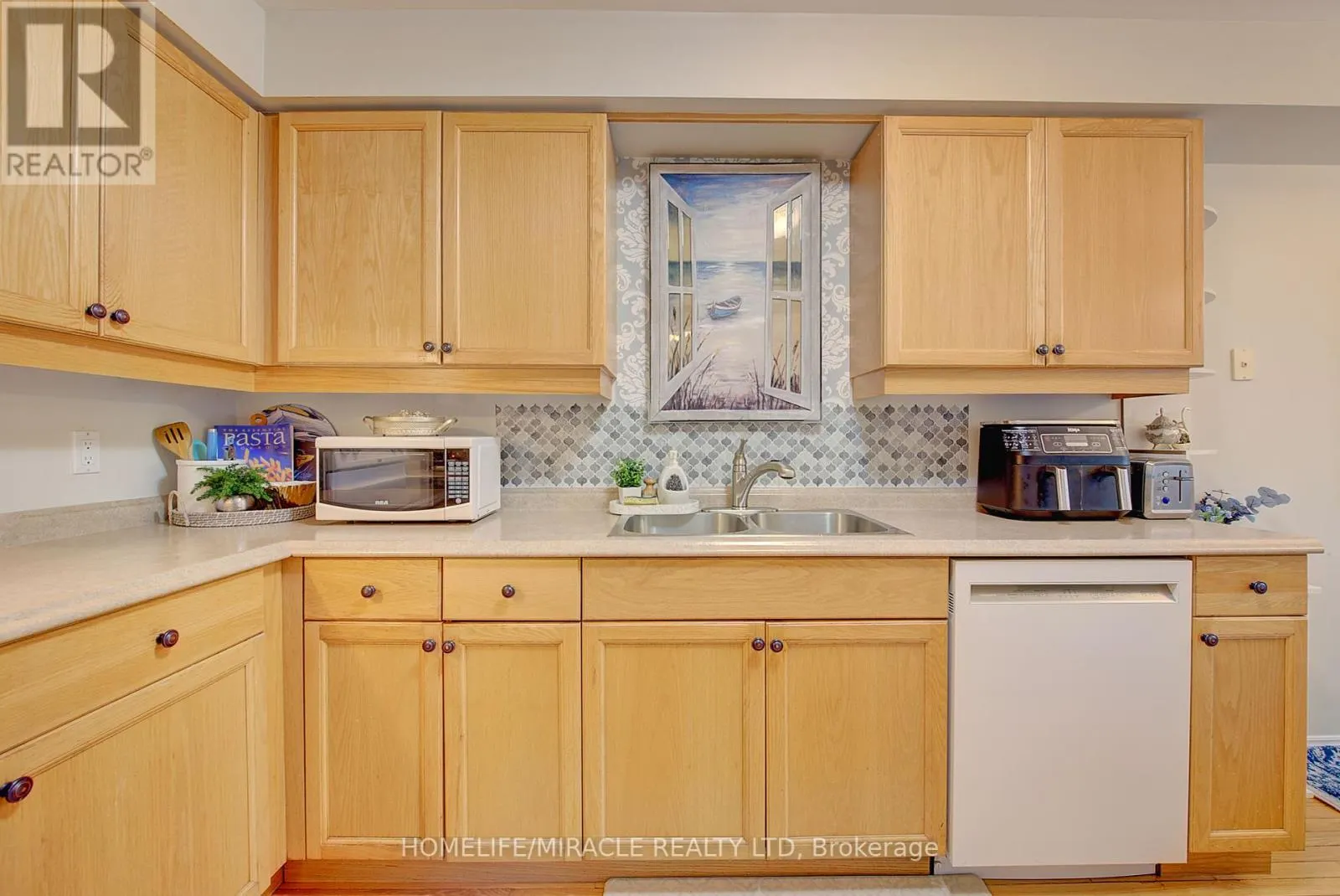 1 - 505 PROUDFOOT LANE