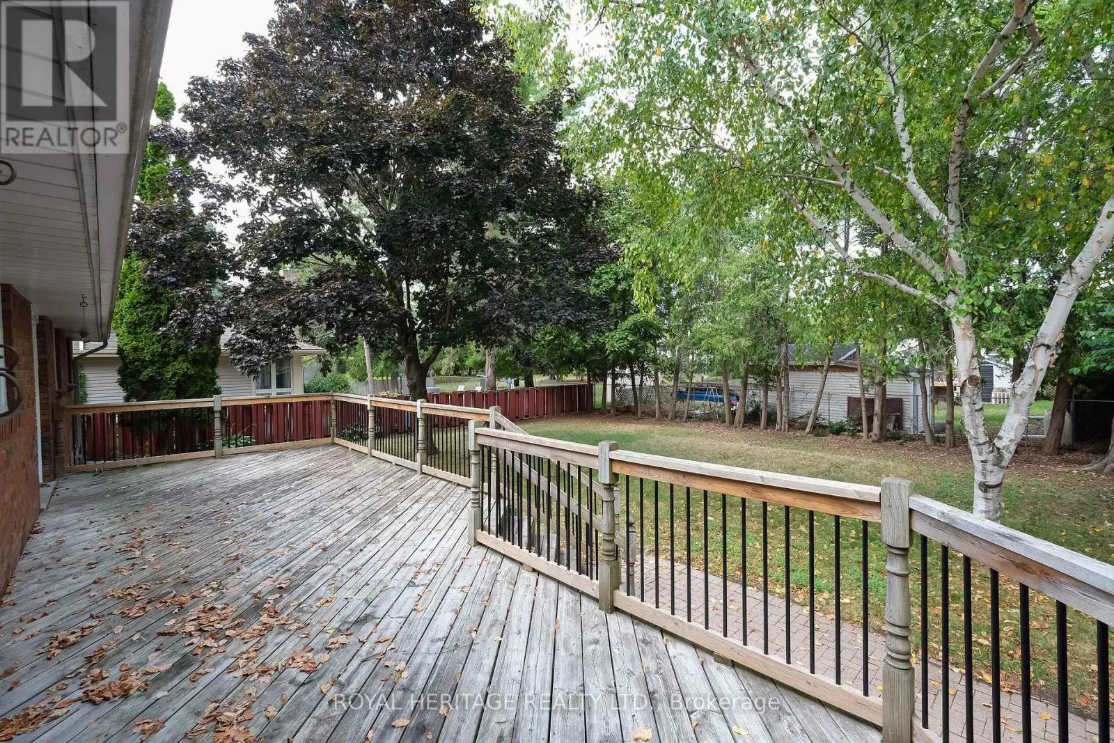 40 ROSEWOOD AVENUE