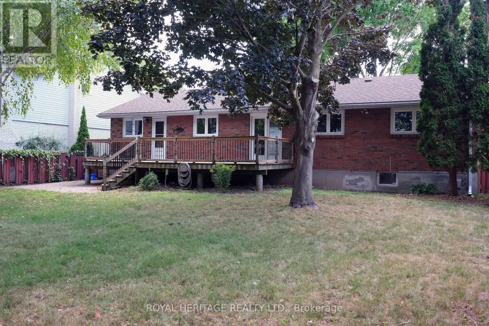 40 ROSEWOOD AVENUE
