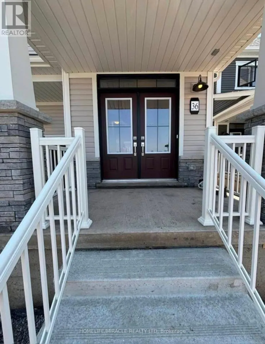 36 PORT CRESCENT