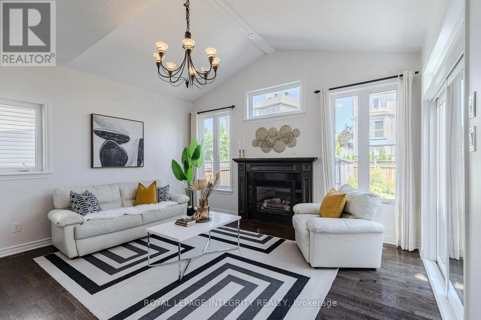 218 KEYROCK DRIVE