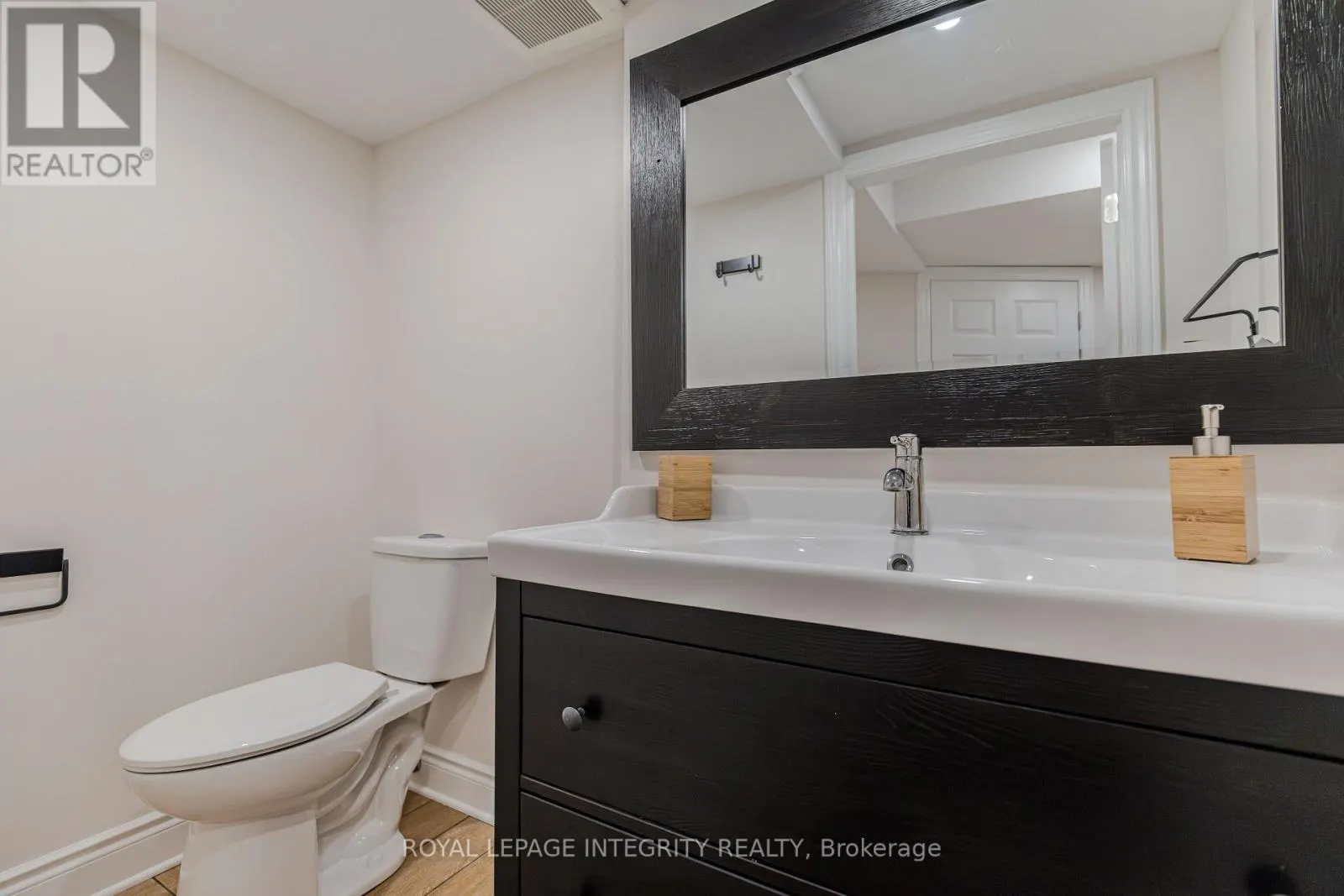 218 KEYROCK DRIVE