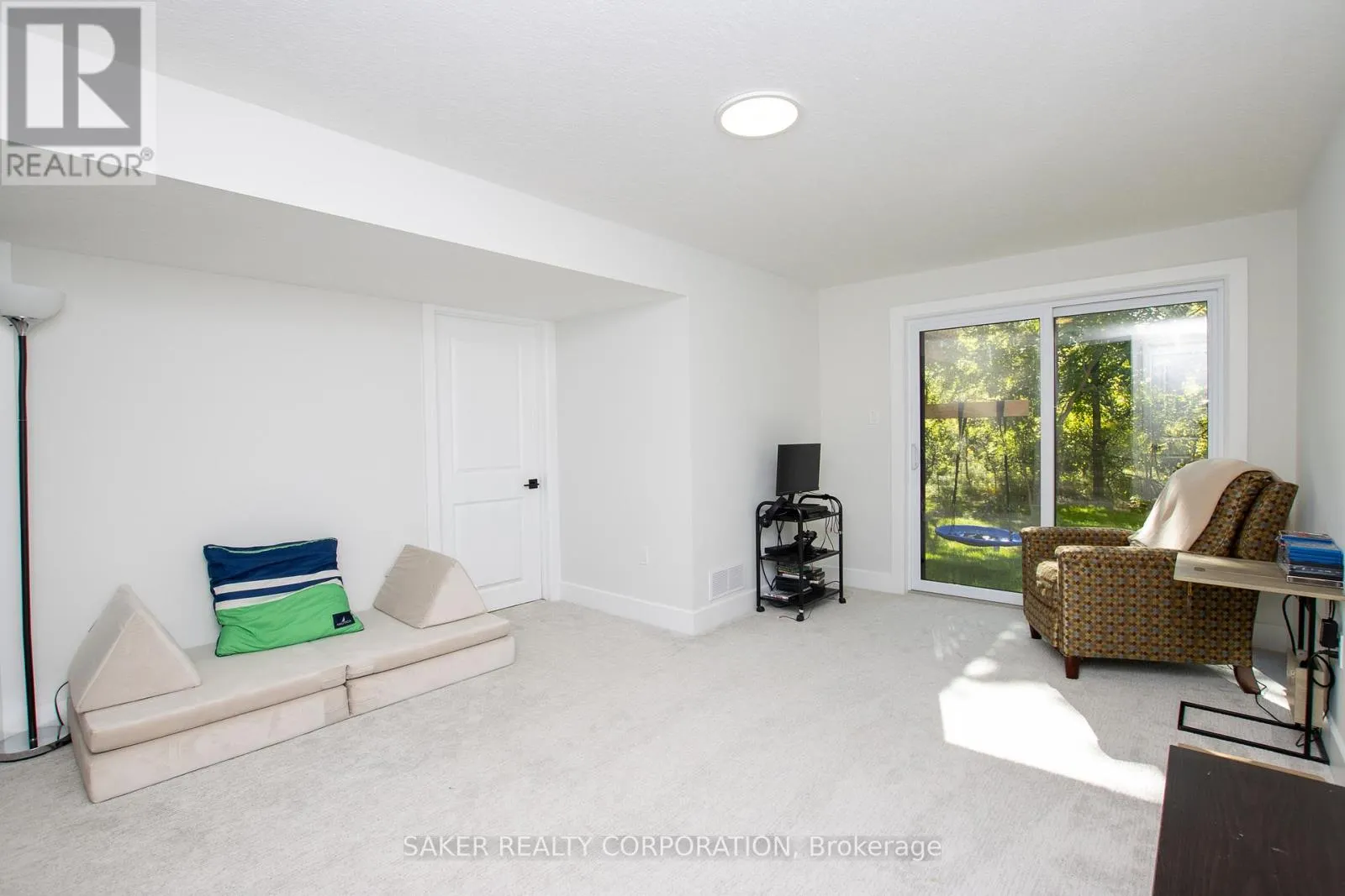 30 - 601 LIONS PARK DRIVE, #30