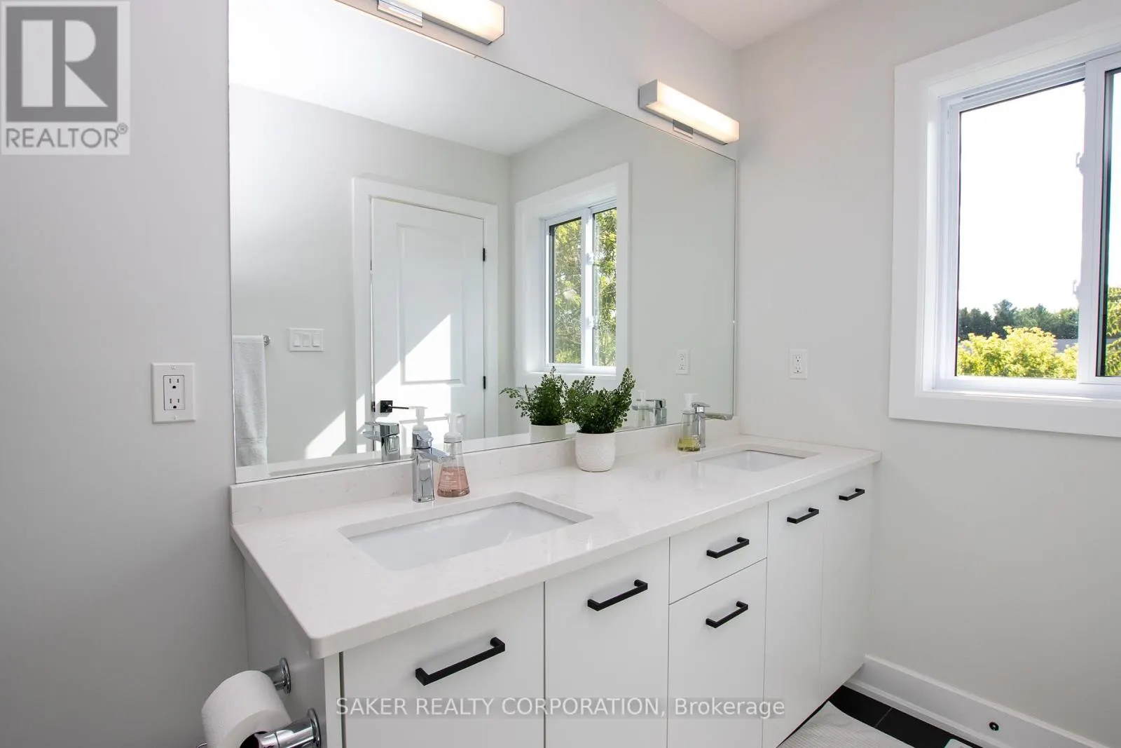 30 - 601 LIONS PARK DRIVE, #30