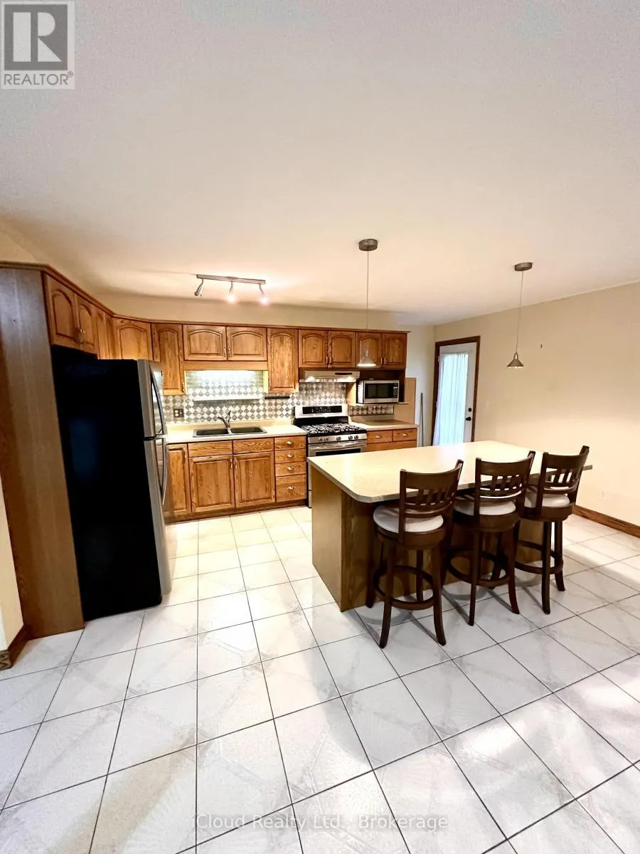 86 GLENDALE DRIVE