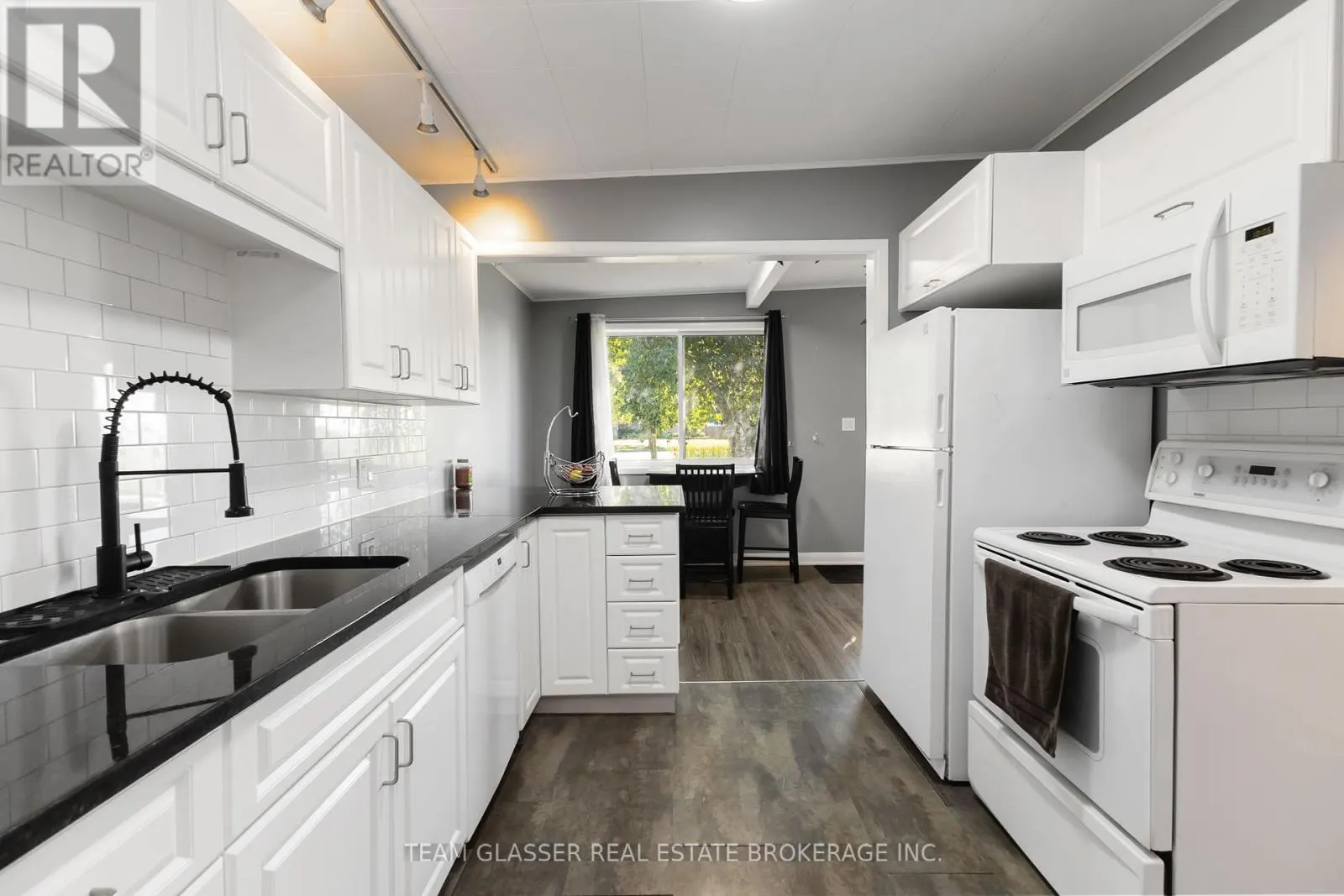 11241 IMPERIAL ROAD