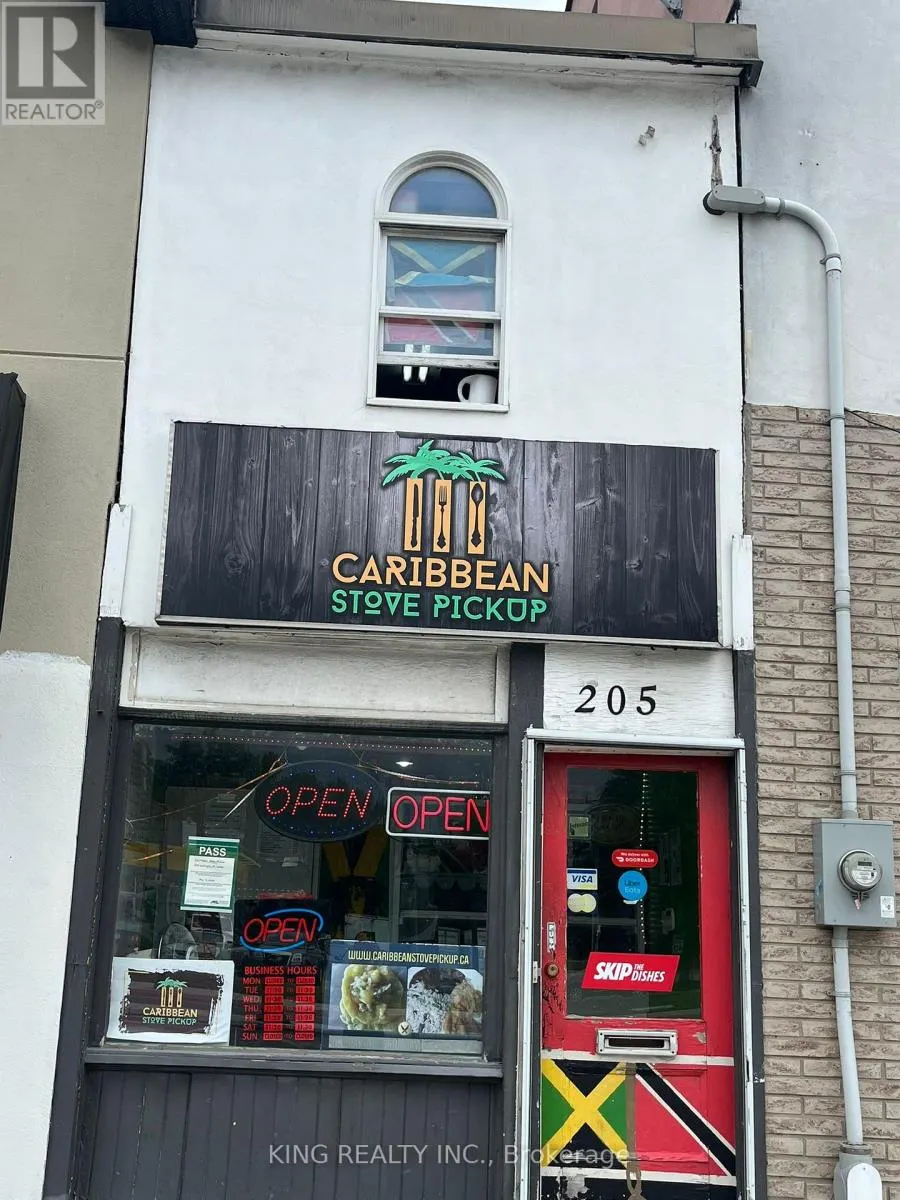 205 WELLINGTON STREET