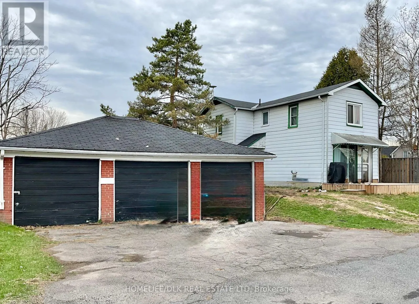706 BENSON STREET