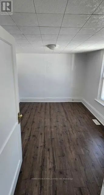 706 BENSON STREET