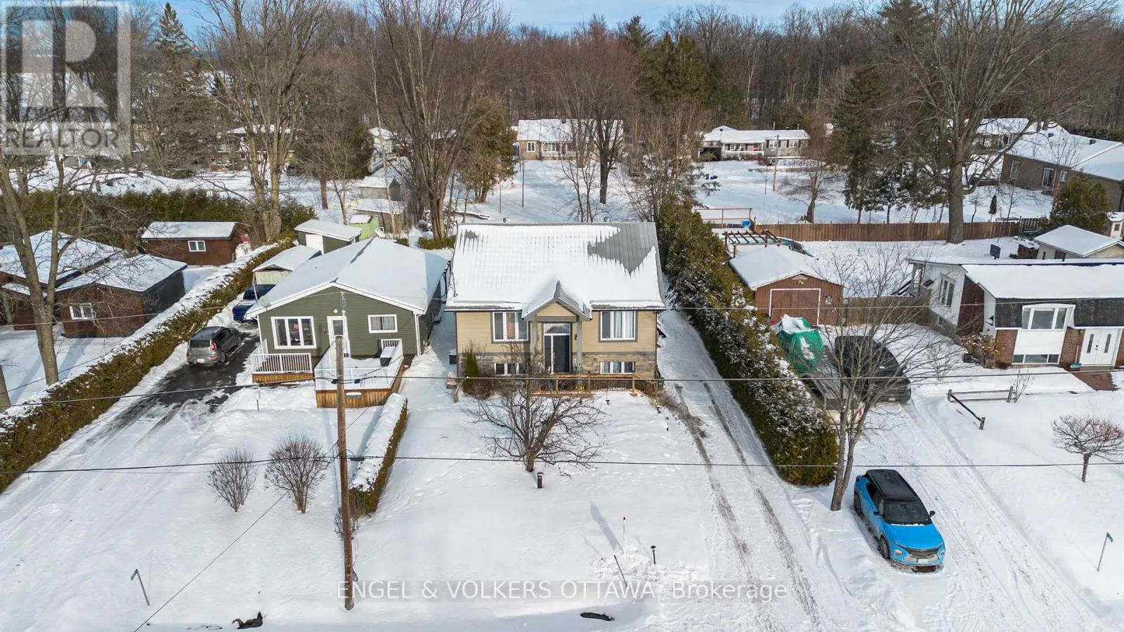 1095 MORIN ROAD