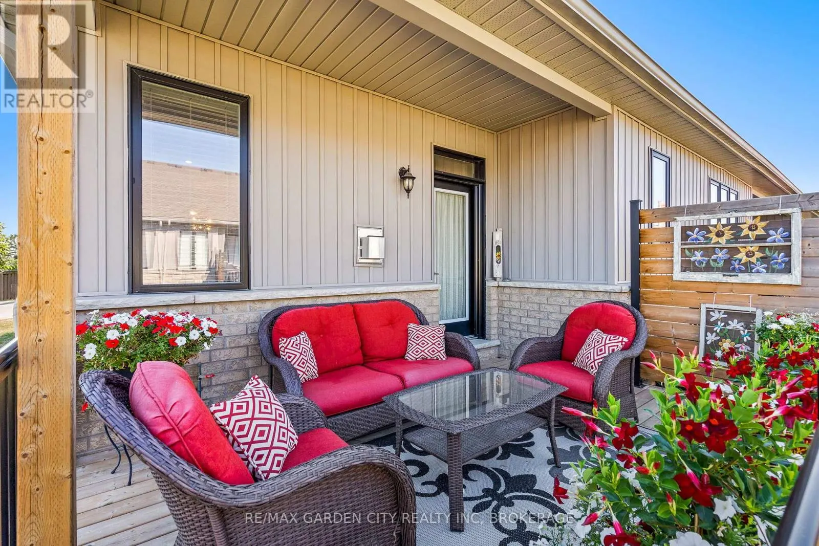 54 BORDEN TRAIL