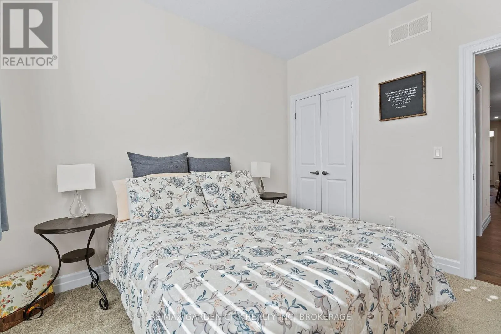 54 BORDEN TRAIL