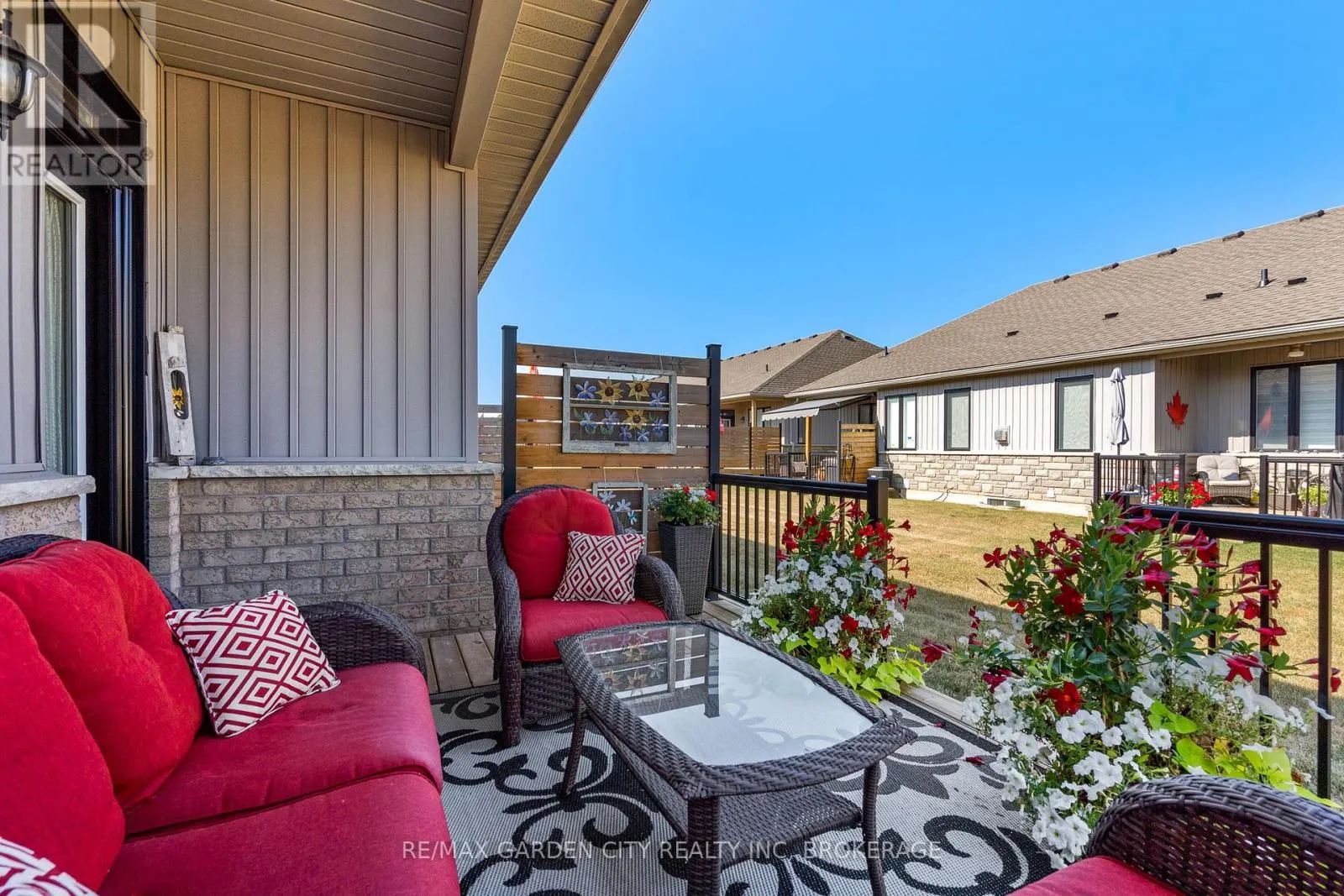 54 BORDEN TRAIL