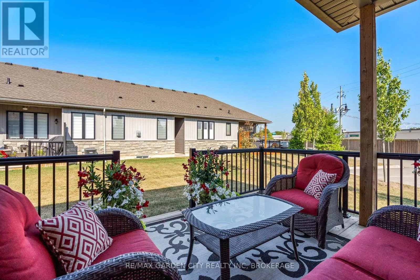 54 BORDEN TRAIL