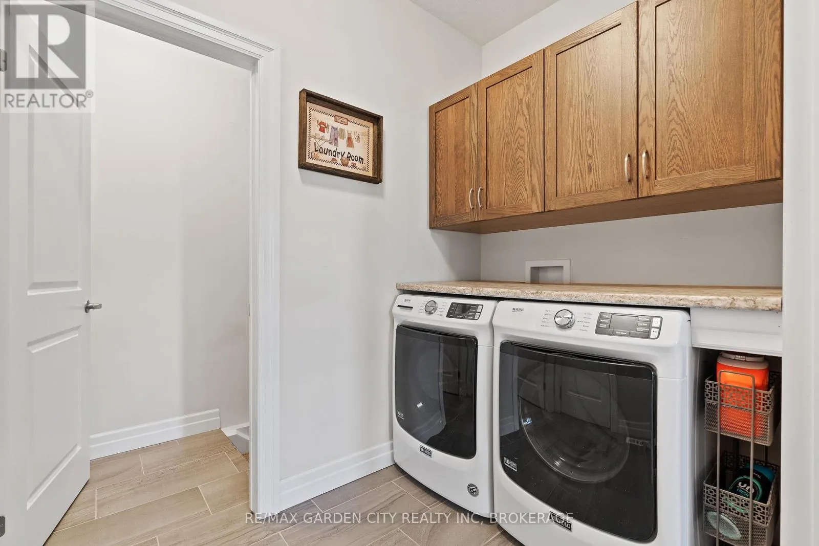 54 BORDEN TRAIL