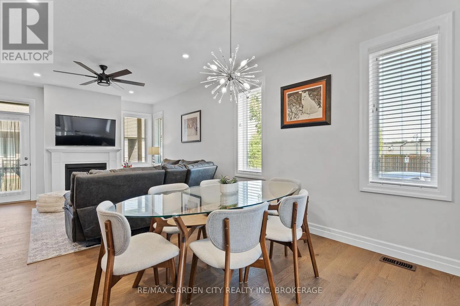 54 BORDEN TRAIL