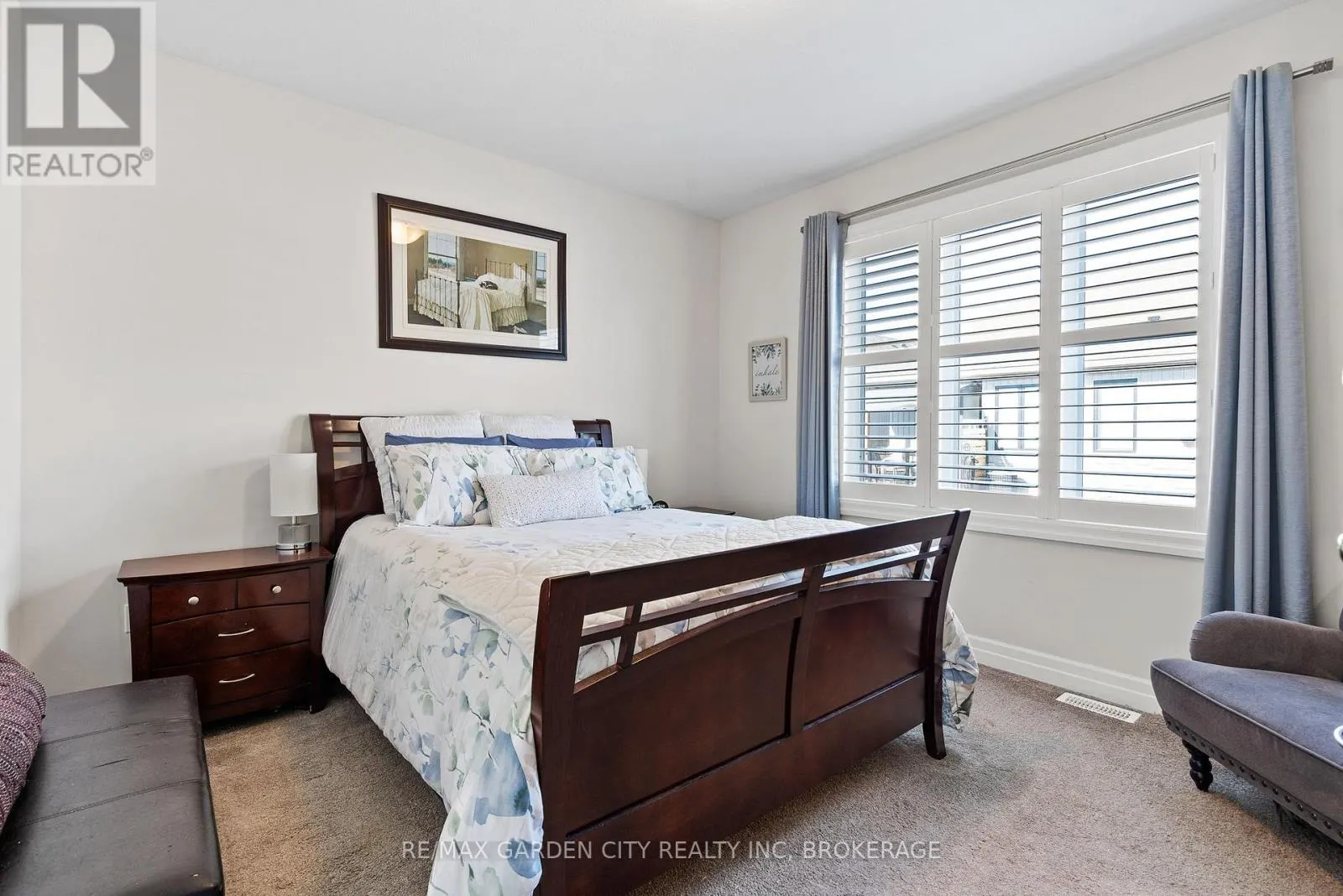 54 BORDEN TRAIL