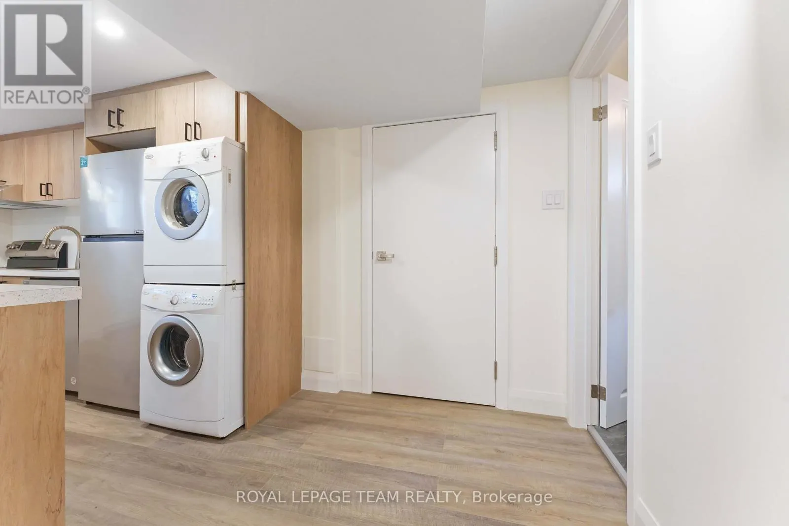 #2 - 1587 DEVON STREET