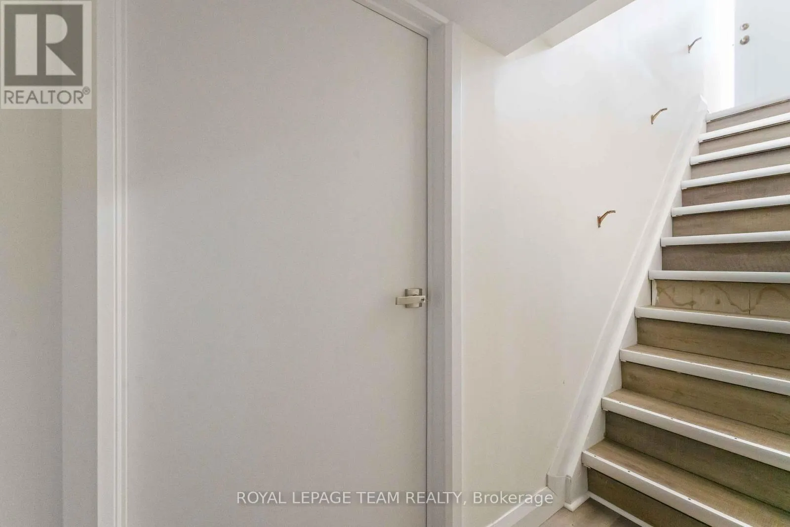 #2 - 1587 DEVON STREET
