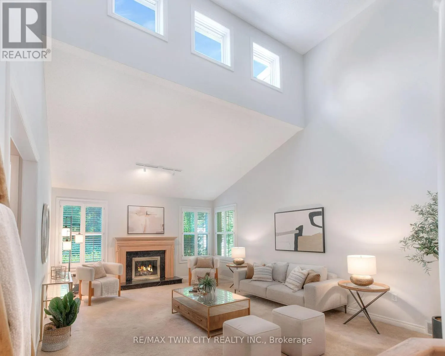19 HUNTINGWOOD COURT