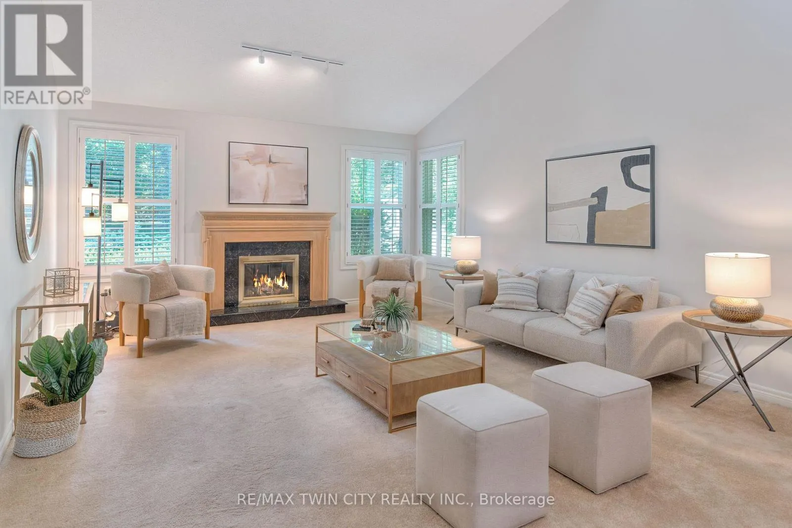 19 HUNTINGWOOD COURT