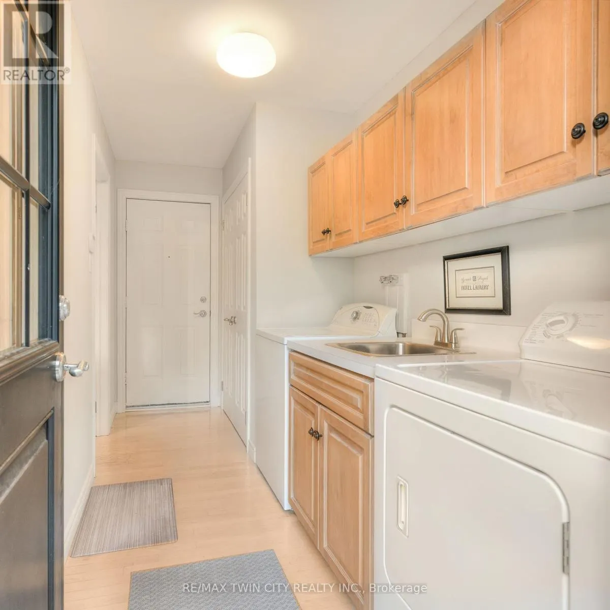 19 HUNTINGWOOD COURT