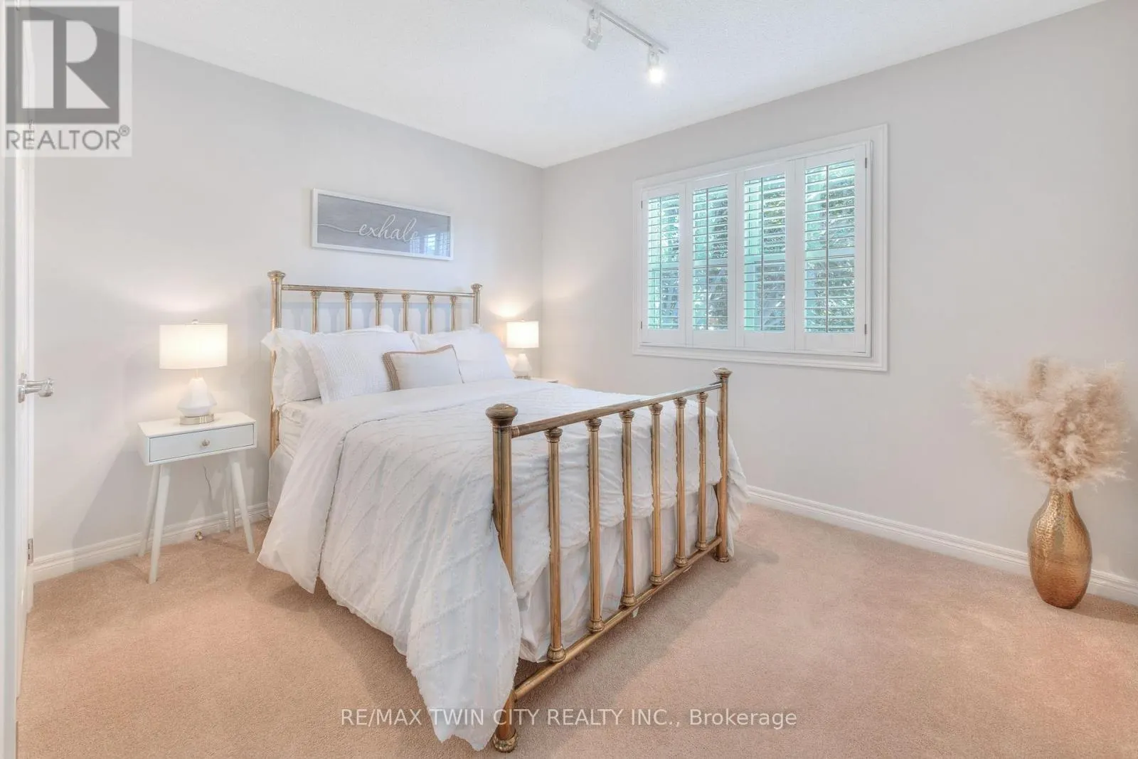 19 HUNTINGWOOD COURT