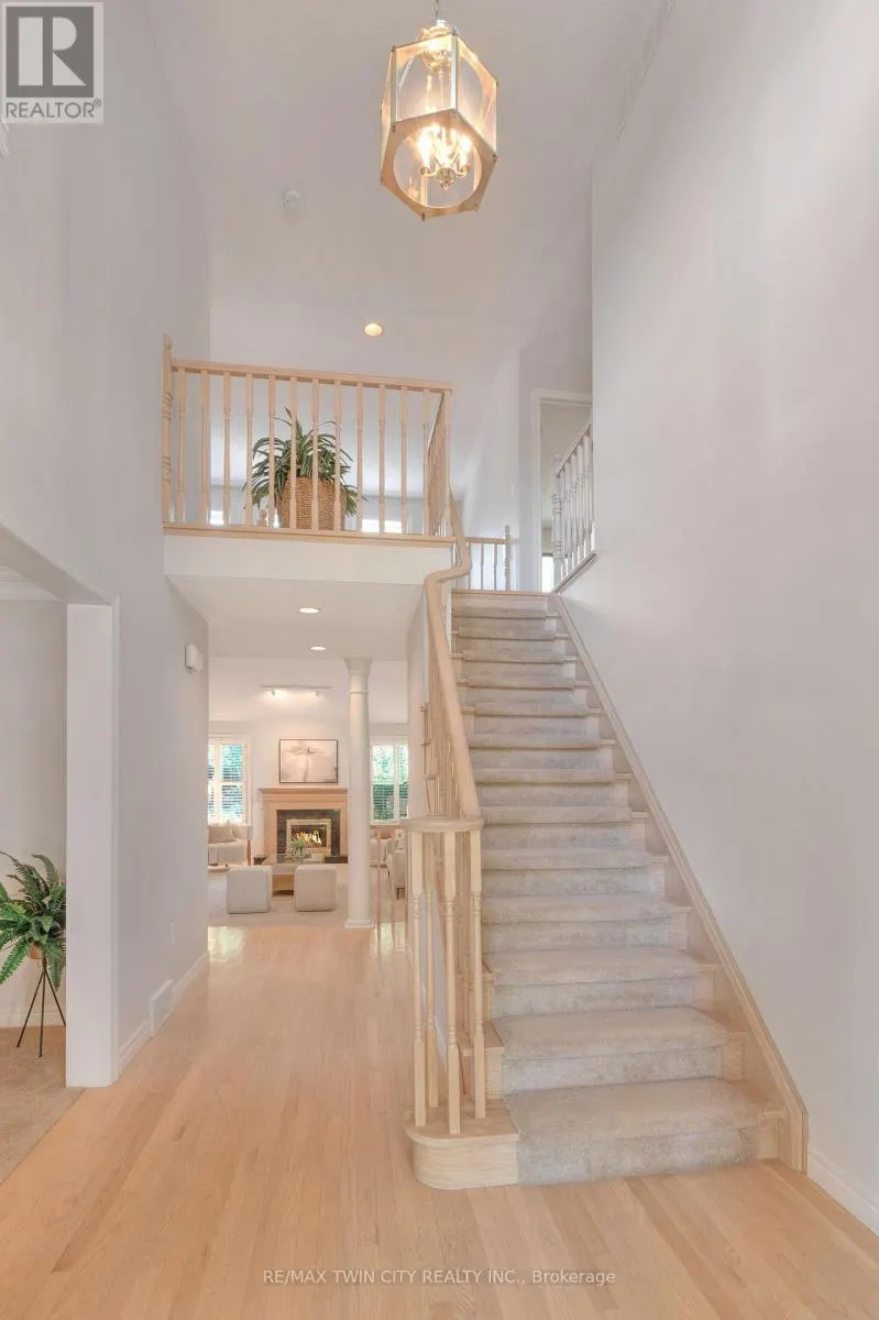 19 HUNTINGWOOD COURT