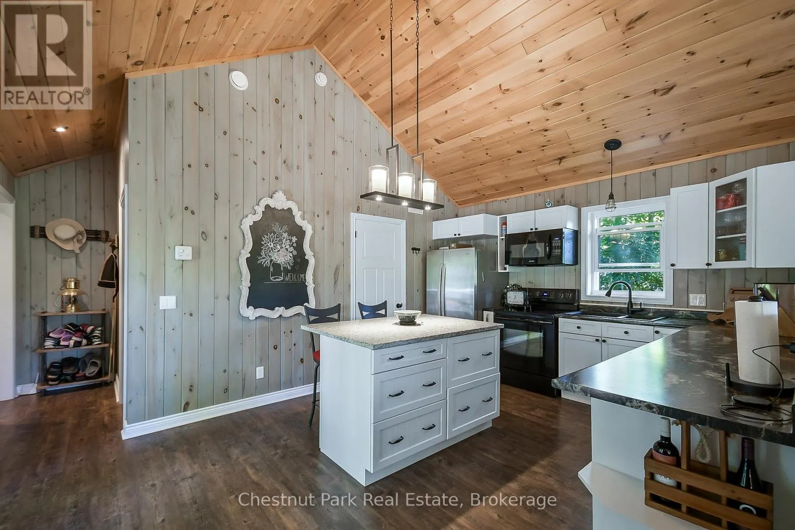 86 TAYLOR ISLAND