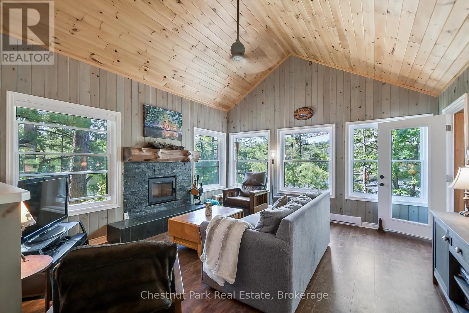 86 TAYLOR ISLAND